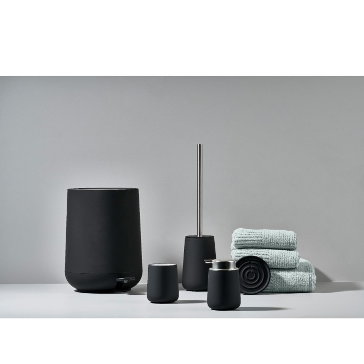 Zone Denmark Δοχείο Κρεμοσάπουνου Πορσελάνινο 250 ml - Nova Black
