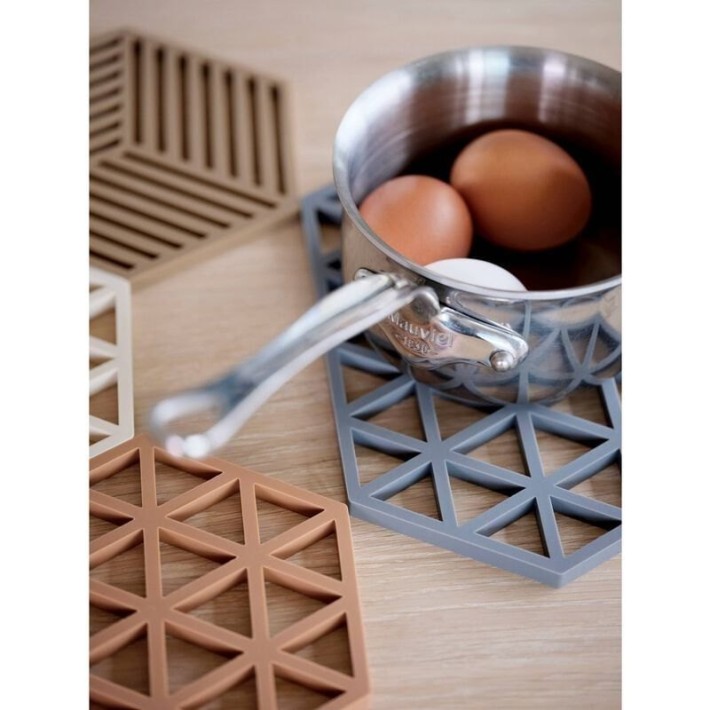 Zone Denmark Σουπλά Σιλικόνης για Ζεστά Σκεύη 24x14 εκ. - Triangles Kalamata